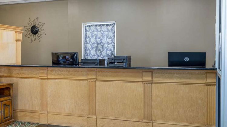 Super 8 by Wyndham McDonough GA Lobby