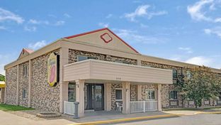 Super 8 Monticello