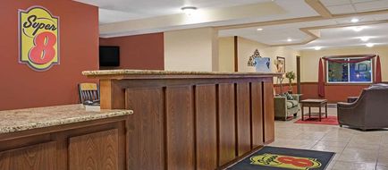 Super 8 Monticello Lobby