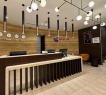 Ramada Encore by Wyndham Doha Lobby