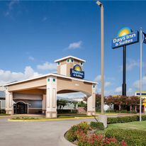 Days Inn & Suites Corpus Christi Central