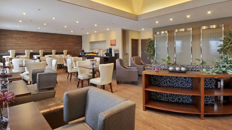 <b>Days Inn Regina Airport West Restaurant</b>. Images powered by <a href="https://iceportal.shijigroup.com/" title="IcePortal" target="_blank">IcePortal</a>.