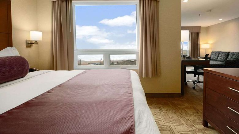 <b>Days Inn Regina Airport West Suite</b>. Images powered by <a href="https://iceportal.shijigroup.com/" title="IcePortal" target="_blank">IcePortal</a>.