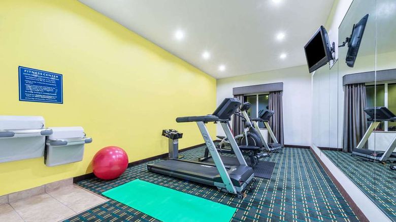 <b>Days Inn & Suites Mineral Wells Health</b>. Images powered by <a href="https://iceportal.shijigroup.com/" title="IcePortal" target="_blank">IcePortal</a>.