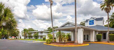 Developer Inn Maingate, a Baymont by Wyndham Exterior
