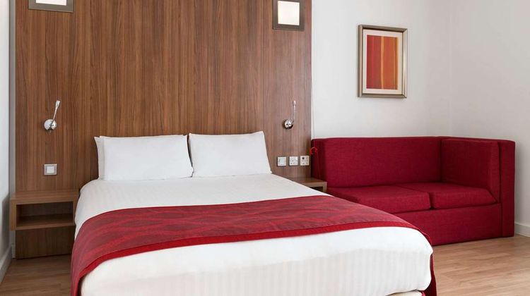 Ramada Encore Leicester City Centre Room