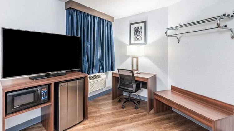 Americas Best Value Inn Searcy Suite