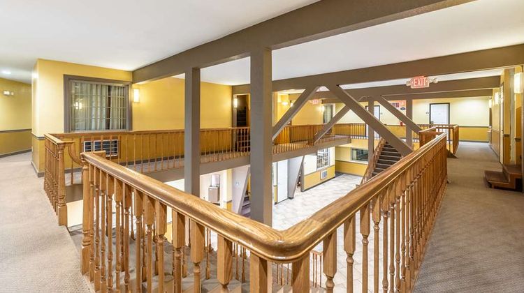 Americas Best Value Inn Searcy Lobby