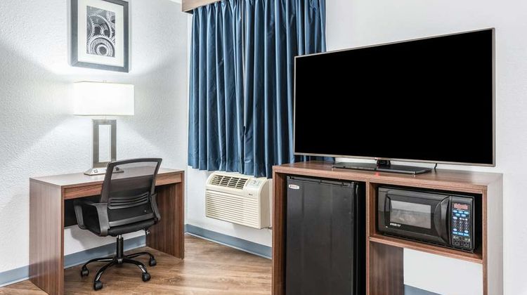 Americas Best Value Inn Searcy Room