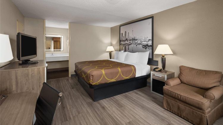 Super 8 Macon West Room