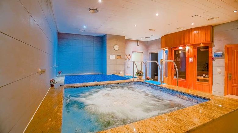 <b>Ramada Ulaanbaatar Citycenter Pool</b>. Images powered by <a href="https://iceportal.shijigroup.com/" title="IcePortal" target="_blank">IcePortal</a>.