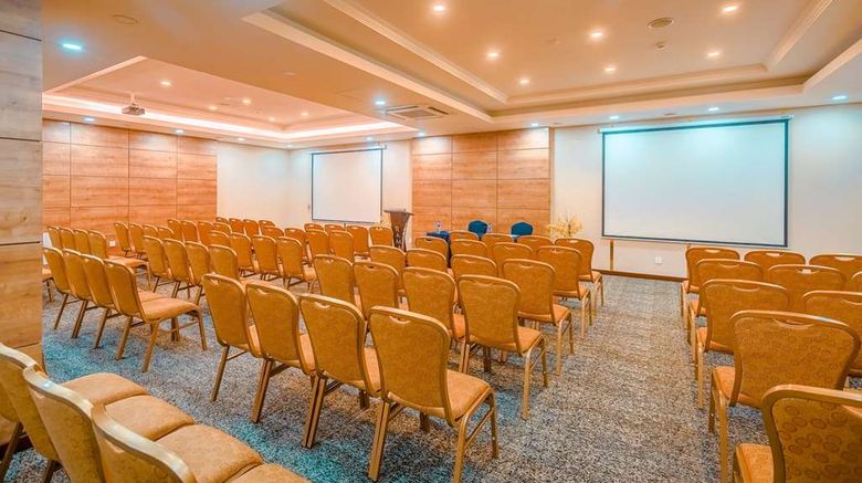 <b>Ramada Ulaanbaatar Citycenter Meeting</b>. Images powered by <a href="https://iceportal.shijigroup.com/" title="IcePortal" target="_blank">IcePortal</a>.