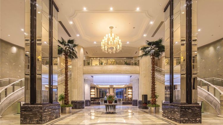 Ramada Plaza Qiandeng Kunshan Lobby