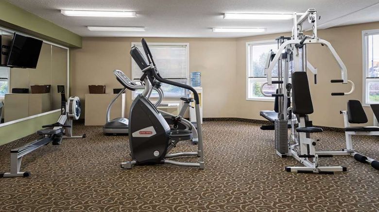 <b>Super 8 Sherwood Park/Edmonton Area Health</b>. Images powered by <a href="https://iceportal.shijigroup.com/" title="IcePortal" target="_blank">IcePortal</a>.