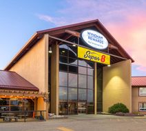 Super 8 Sherwood Park/Edmonton Area Exterior