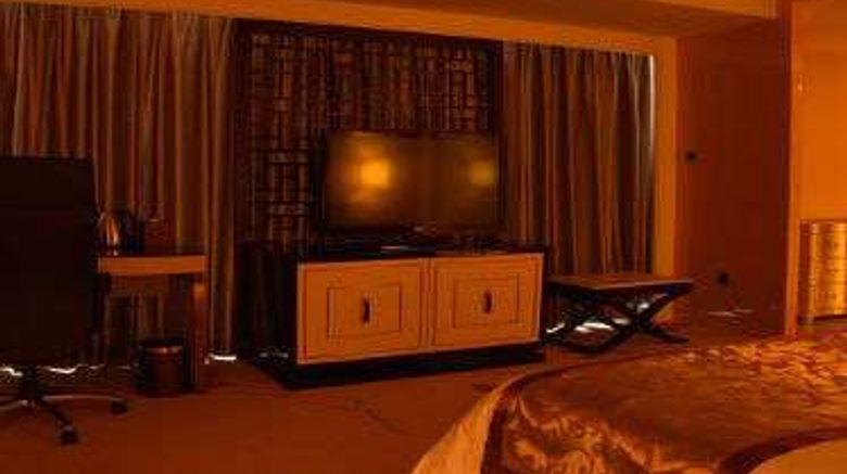 <b>Wyndham Grand Plaza Royale Kunming Suite</b>. Images powered by <a href="https://iceportal.shijigroup.com/" title="IcePortal" target="_blank">IcePortal</a>.