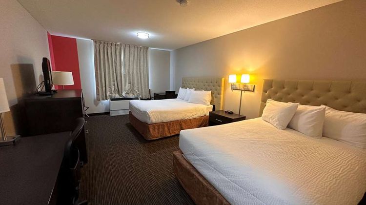 Ramada by Wyndham Estevan Room