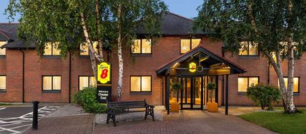 Super 8 by Wyndham Chester East Exterior