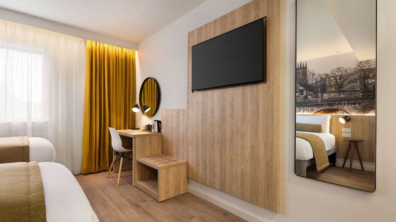 <b>Super 8 by Wyndham Chester East Room</b>. Images powered by <a href="https://iceportal.shijigroup.com/" title="IcePortal" target="_blank">IcePortal</a>.