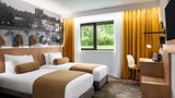 Super 8 by Wyndham Durham Room