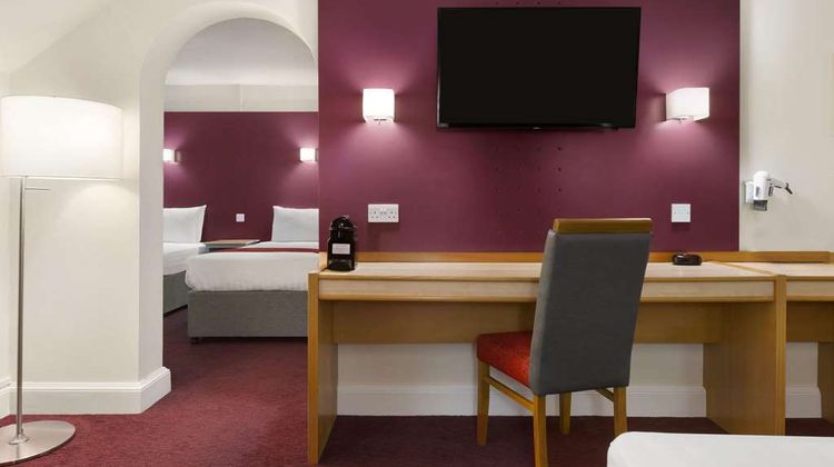 Days Inn Maidstone Room