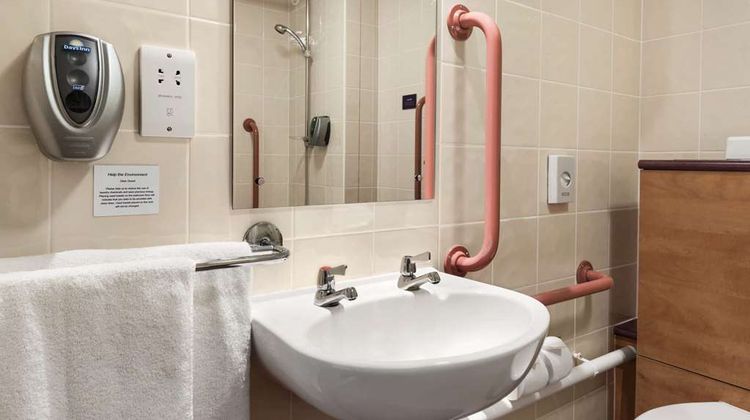 Days Inn Cannock Norton Canes M6 Toll Room