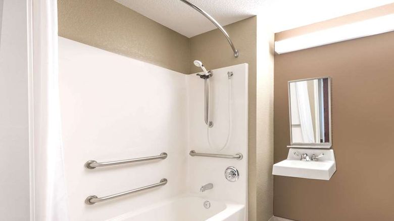 <b>Microtel Inn & Suites Dickinson Room</b>. Images powered by <a href="https://iceportal.shijigroup.com/" title="IcePortal" target="_blank">IcePortal</a>.