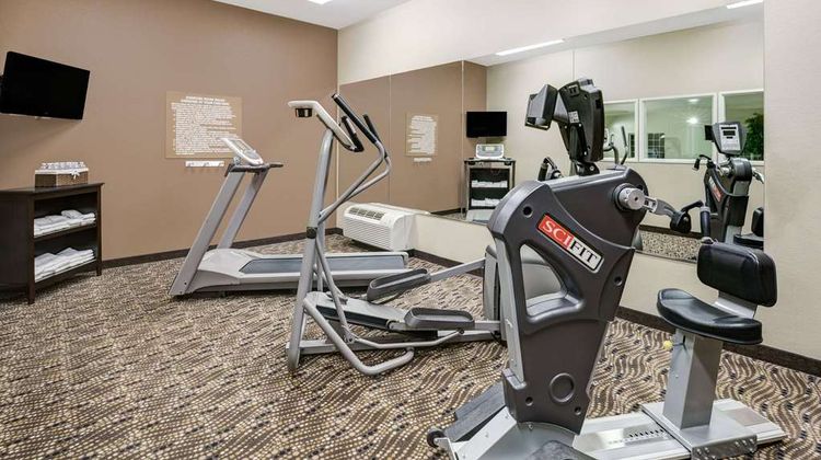 Microtel Inn & Suites Williston Health