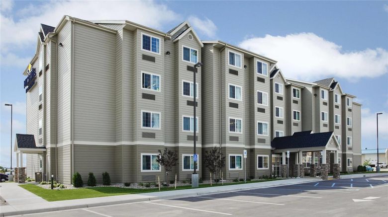 <b>Microtel Inn & Suites Williston Exterior</b>. Images powered by <a href="https://iceportal.shijigroup.com/" title="IcePortal" target="_blank">IcePortal</a>.
