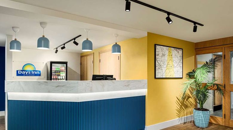 <b>Days Inn Chesterfield Tibshelf Lobby</b>. Images powered by <a href="https://iceportal.shijigroup.com/" title="IcePortal" target="_blank">IcePortal</a>.