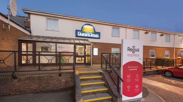 Days Inn Watford Gap Exterior