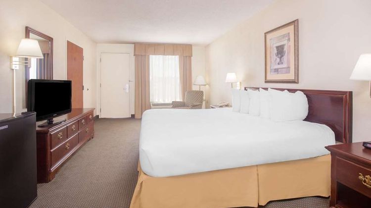 Days Inn Metter Room