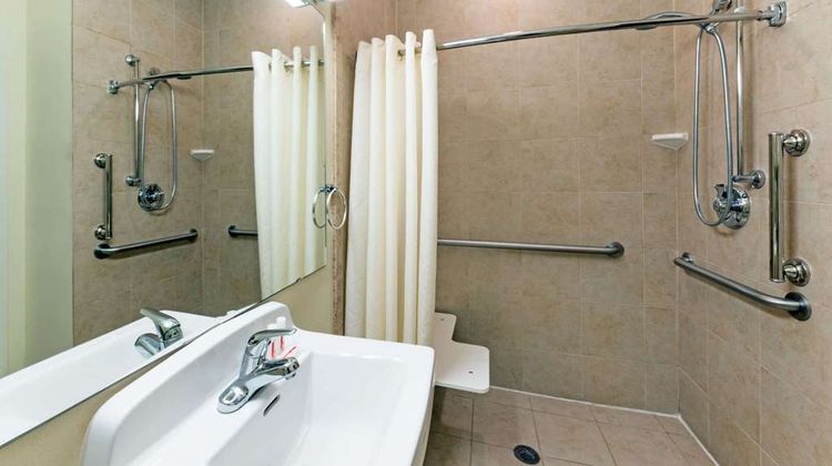 Microtel Inn & Suites Eagle Pass Room