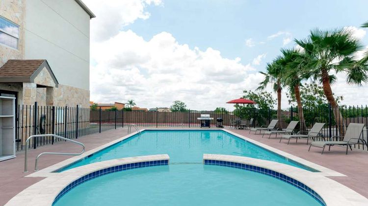 Microtel Inn & Suites Eagle Pass Pool