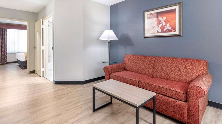 <b>Baymont Inn & Suites Kennesaw Room</b>. Images powered by <a href="https://iceportal.shijigroup.com/" title="IcePortal" target="_blank">IcePortal</a>.