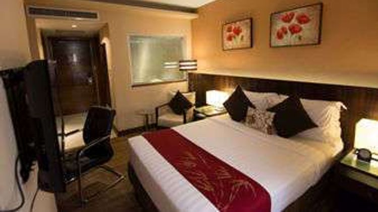 Ramada Manila Central Room