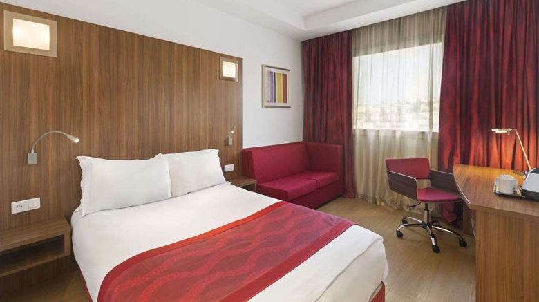 <b>Ramada Encore Tangier Room</b>. Images powered by <a href="https://iceportal.shijigroup.com/" title="IcePortal" target="_blank">IcePortal</a>.