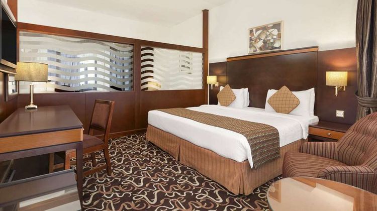 Royal Ascot Hotel Apartments Suite