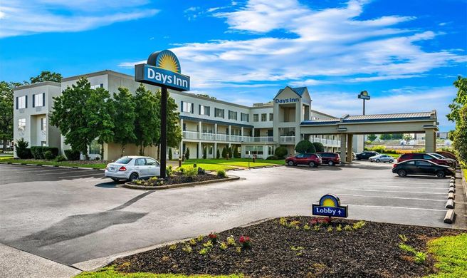 Days Inn Chattanooga/Hamilton Place Exterior