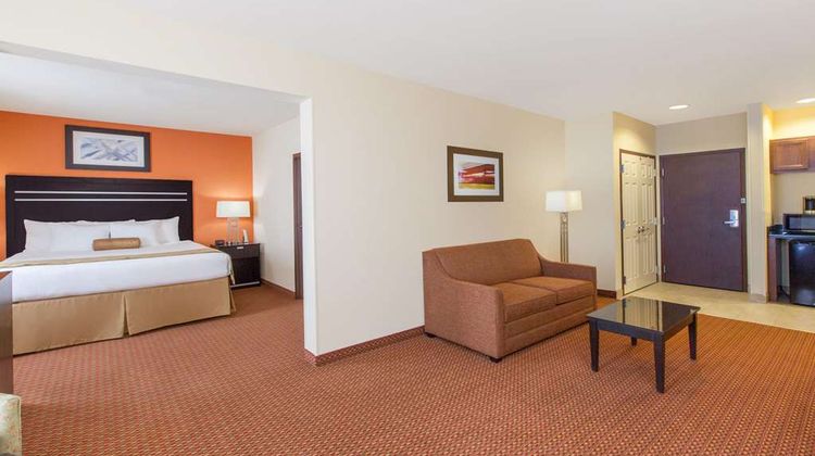 La Quinta Tulsa Midtown Suite