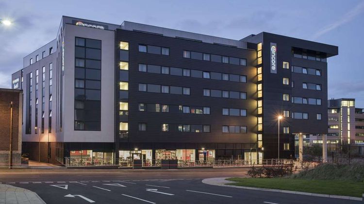 Ramada Encore Newcastle-Gateshead Hotel Exterior
