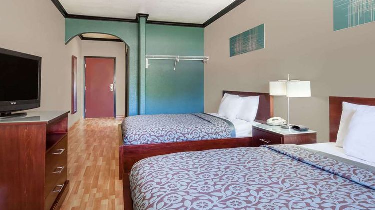 Days Inn & Suites Marquez Room