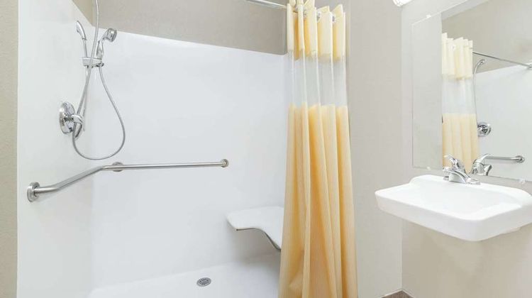 Days Inn & Suites Marquez Room