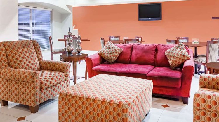 Days Inn & Suites Marquez Lobby
