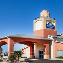 Days Inn & Suites Marquez