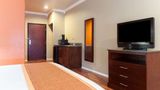 <b>Super 8 by Wyndham Groesbeck Room</b>. Images powered by <a href="https://iceportal.shijigroup.com/" title="IcePortal" target="_blank">IcePortal</a>.