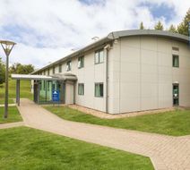 Days Inn Winchester M3 Exterior