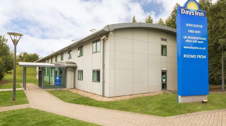 <b>Days Inn Winchester M3 Exterior</b>. Images powered by <a href="https://iceportal.shijigroup.com/" title="IcePortal" target="_blank">IcePortal</a>.