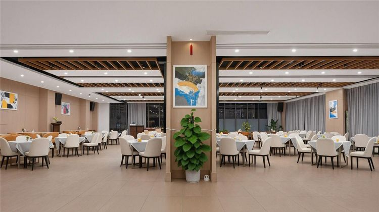 Ramada Plaza Shenzhen North Restaurant