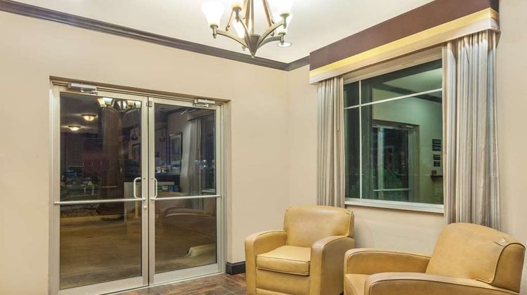 Super 8 Center Lobby